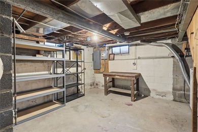 Lovingly maintained by the same owners for many years, this - photo 31