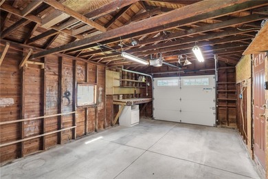 Lovingly maintained by the same owners for many years, this - photo 32