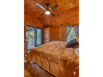 Set on the shores of Lake Champlain in Westport, this classic - photo 34