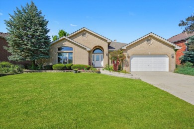 Lake Home Under Contract in Palos Park, Illinois