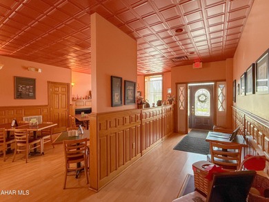 UNLIMITED POTENTIAL !!! Are you looking to invest in an