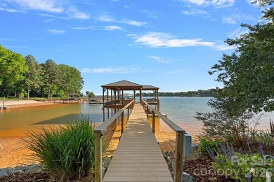 Tucked away on the highly coveted Isle of Pines Peninsula, just - photo 9