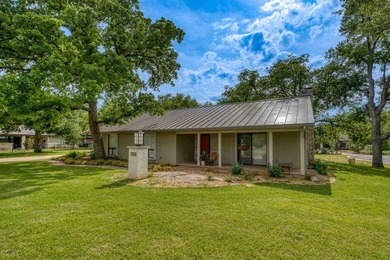 Located on a quiet cul-de-sac just moments from Slick Rock Golf - photo 2