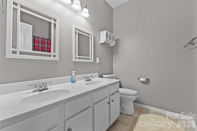 Welcome to the charming Glen Grove community, convenient to all - photo 25