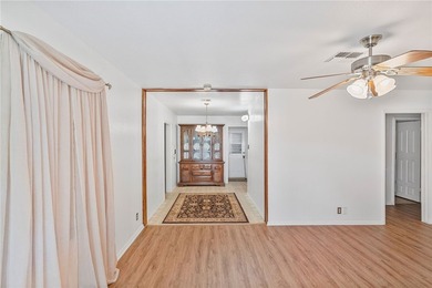 Welcome to this move-in ready gem, perfect for first-time - photo 6