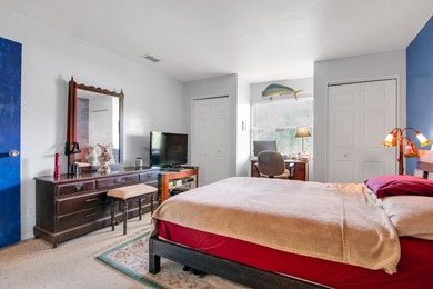 Welcome to this bright 2-bedroom, 2-bathroom condominium located - photo 15