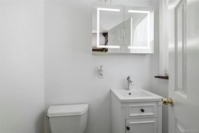 Welcome to your very own slice of paradise in the heart of the - photo 20