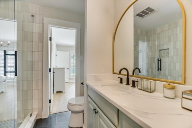 Located in the heart of Horseshoe Bay, this beautifully updated - photo 22
