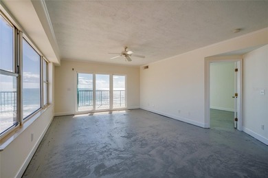 Seclusion meets spectacular views in this rare, top-floor corner - photo 22