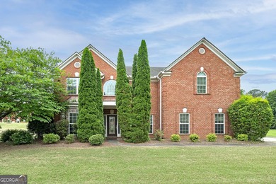 Welcome to Traditional elegant living in this 4 sided brick - photo 1