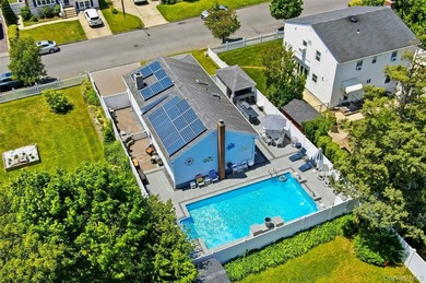 Welcome to your very own slice of paradise in the heart of the - photo 36