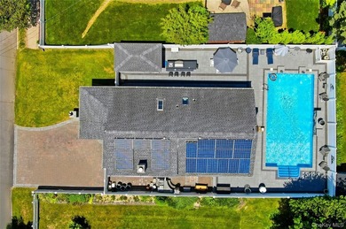 Welcome to your very own slice of paradise in the heart of the - photo 43
