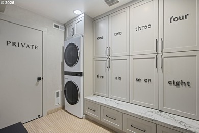Prepare to fall in LOVE with this CHIC; CLEAN Line Modern - photo 45