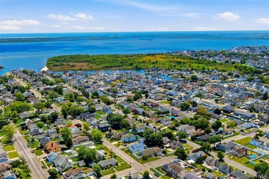 Welcome to your very own slice of paradise in the heart of the - photo 48