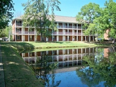 (private lake, pond, creek) Condo For Sale in Auburn Alabama