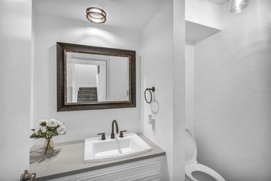 Welcome to StoneGate Manor Town Home #4. This beautiful and - photo 8