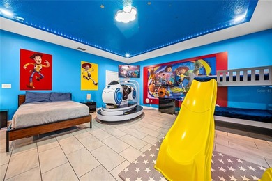 Spectacular 8-bedroom (plus 1 bonus room), 5-bath TURNKEY FULLY - photo 5
