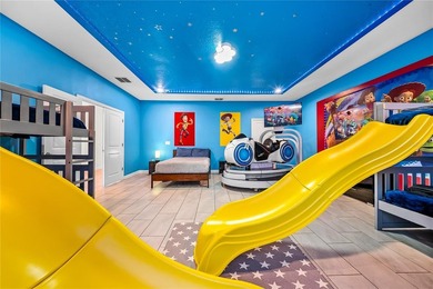 Spectacular 8-bedroom (plus 1 bonus room), 5-bath TURNKEY FULLY - photo 6