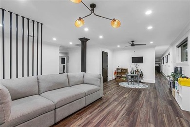 One of Lakeview's most functional and forward-thinking homes - photo 11