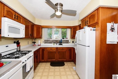 Coming Soon!! Experience peaceful lake living in this - photo 14