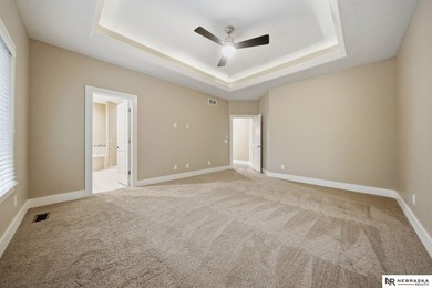 Stunning Wilderness Ridge home backing to Hole #7 of the golf - photo 17
