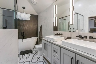 One of Lakeview's most functional and forward-thinking homes - photo 18