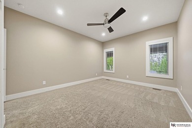 Stunning Wilderness Ridge home backing to Hole #7 of the golf - photo 24