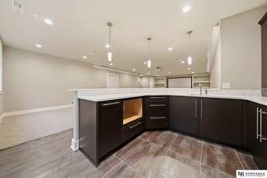 Stunning Wilderness Ridge home backing to Hole #7 of the golf - photo 34