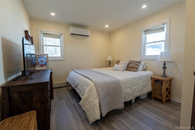 Welcome to this sun-drenched, impeccably maintained 3-bedroom, 2 - photo 7