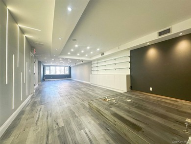 Prime Flushing Mixed-Use / Community Facility Building For Sale - photo 9