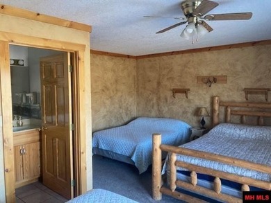 River Lodge features; 7 bedrooms, 9 baths, large conference room