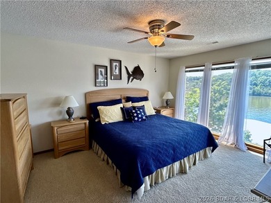 RARE CONDO NOW AVAILABLE!! Jonathan's Landing top floor, end - photo 14
