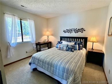 RARE CONDO NOW AVAILABLE!! Jonathan's Landing top floor, end - photo 18