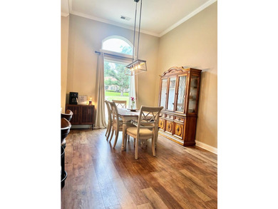 Enjoy country living with plenty of space inside and out in this - photo 18