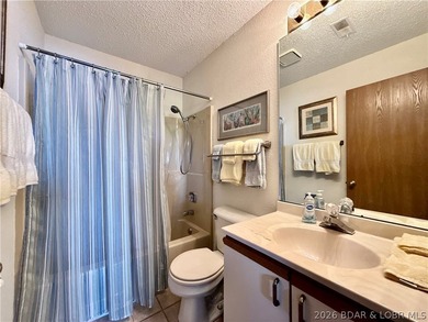 RARE CONDO NOW AVAILABLE!! Jonathan's Landing top floor, end - photo 19
