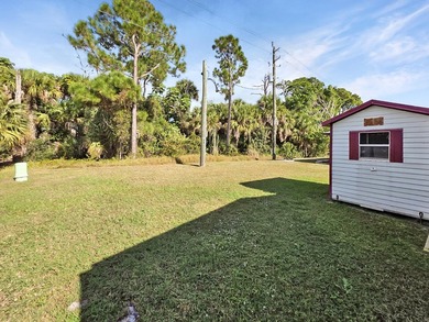 Welcome to Spanish Lakes, a popular 55+ community in Vero Beach - photo 20