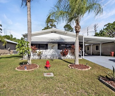 Welcome to Spanish Lakes, a popular 55+ community in Vero Beach - photo 21