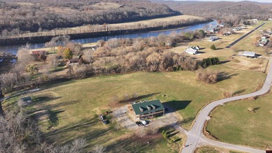 River Lodge features; 7 bedrooms, 9 baths, large conference room