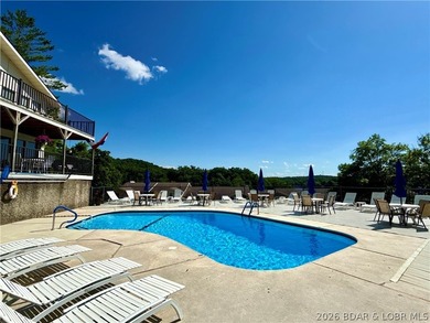 RARE CONDO NOW AVAILABLE!! Jonathan's Landing top floor, end - photo 38
