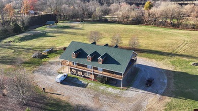 River Lodge features; 7 bedrooms, 9 baths, large conference room