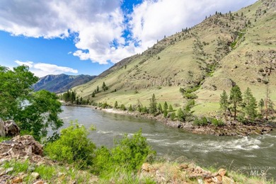 This panoramic 1400 acre ranch is located just outside the - photo 5