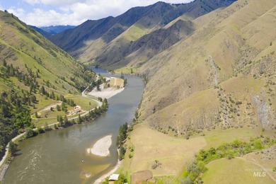 This panoramic 1400 acre ranch is located just outside the - photo 9