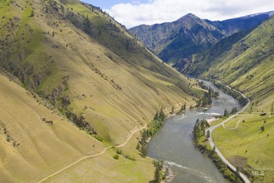 This panoramic 1400 acre ranch is located just outside the - photo 10
