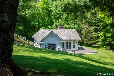 A breathtaking country estate nestled in the picturesque town of - photo 4