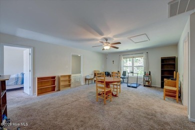 Looking for a spacious home to accommodate many lifestyles. This - photo 15