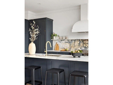 PH1, an awe-inspiring 4-bedroom duplex residence in The - photo 7