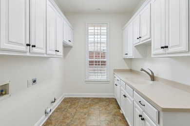 Located within the prestigious golf community of Castle Hills - photo 25