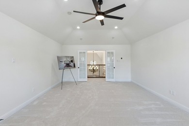 Located within the prestigious golf community of Castle Hills - photo 29