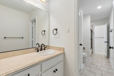 Located within the prestigious golf community of Castle Hills - photo 33
