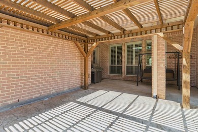 Located within the prestigious golf community of Castle Hills - photo 35